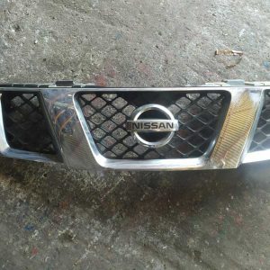ΜΑΣΚΑ ΧΡΩΜΙΟ-ΝΙΚΕΛ NISSAN NAVARA D40